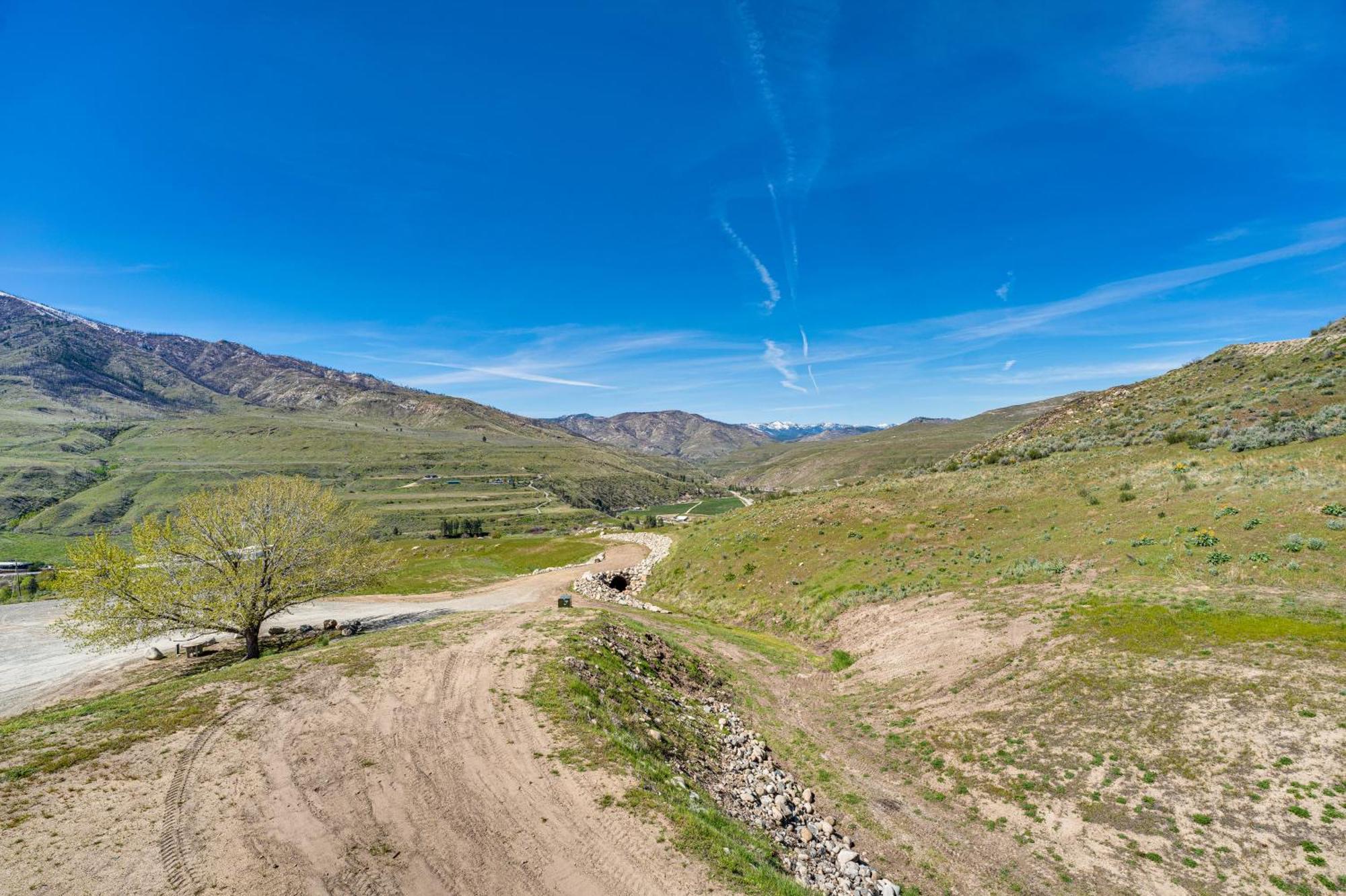 Pateros Home With Deck, 7 Mi To Alta Lake Park! Brewster Extérieur photo